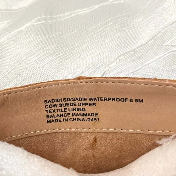 Blondo Sadie Waterproof Suede Ankle Boots - Picture 5 of 8